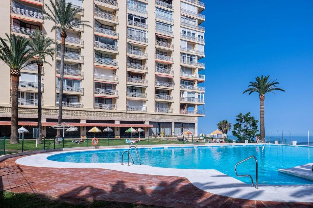 ¡Magnificas Vistas Al Mar! Piscina Y Wifi Gratis Apartment Torremolinos Exterior photo